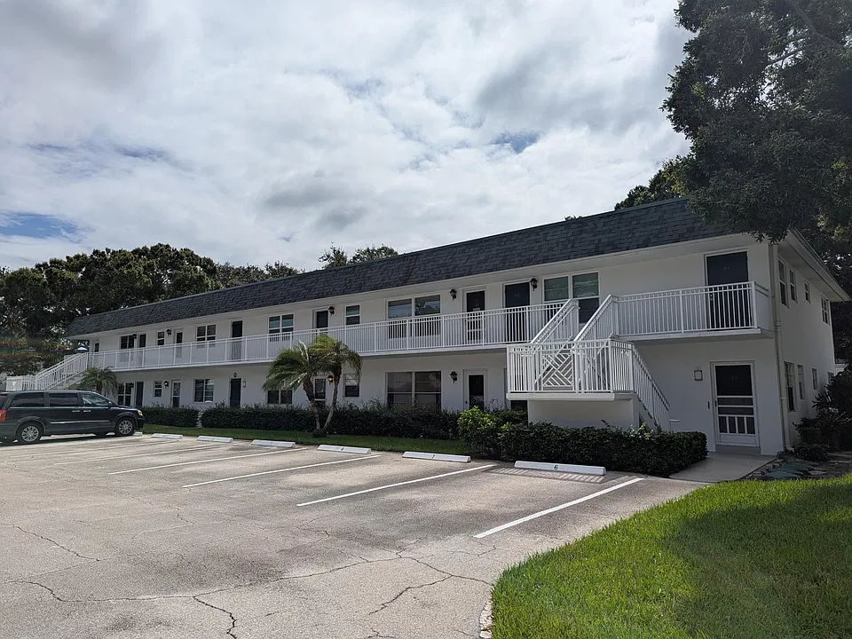 2800 Indian River Blvd #Q7