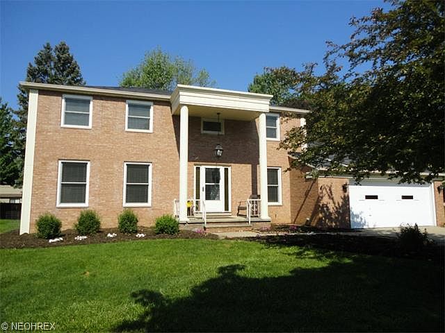 1st image of 2744 Goldwood Dr