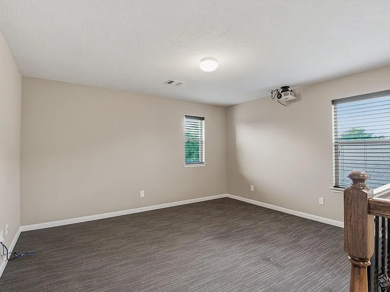 16515 Williamstown Dr — Photo 16