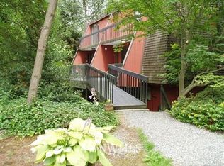 10759 Burke Ave N, Seattle, WA