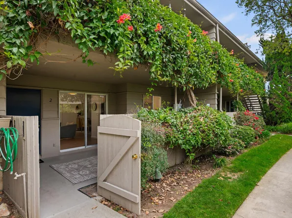 267 Moreton Bay Ln Unit 2, Goleta, CA 93117