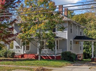 708 S Main St, Reidsville, NC 27320