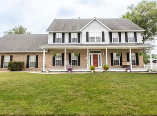 867 Crosswinds Dr, Shiloh, IL