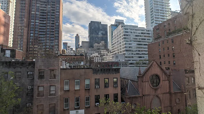 Rented by Compass | media 6