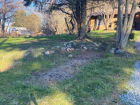 3rd image of 2560 San Juan St