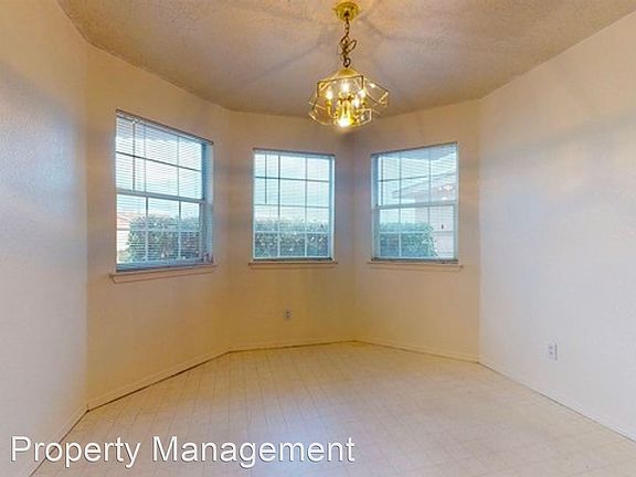 4th image of 1401 Stoneway Dr NW