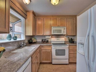 116 Granada Dr, Mountain View, CA, 94043