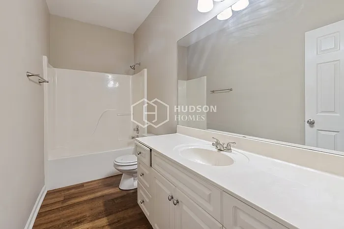 1135 Avalon Dr — Photo 19