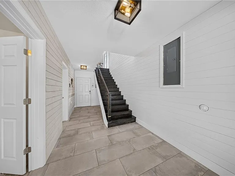 5191 Coral Wood Dr — Photo 37