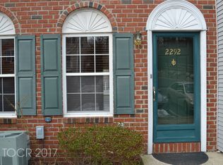 2292 Oakham Ct, Mahwah, NJ 07430