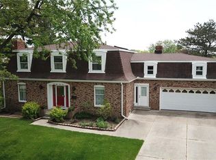 5849 Tanglewood Dr, Toledo, OH 43614