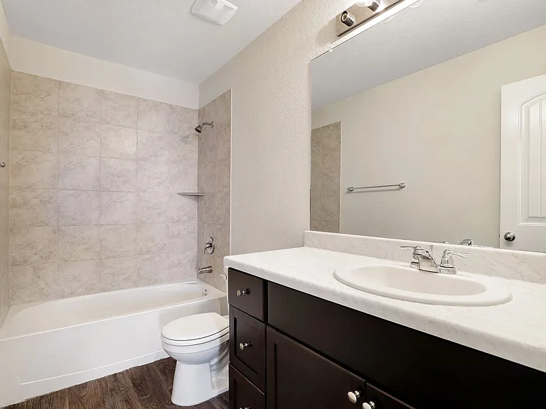 2850 Lindenwood Run — Photo 26