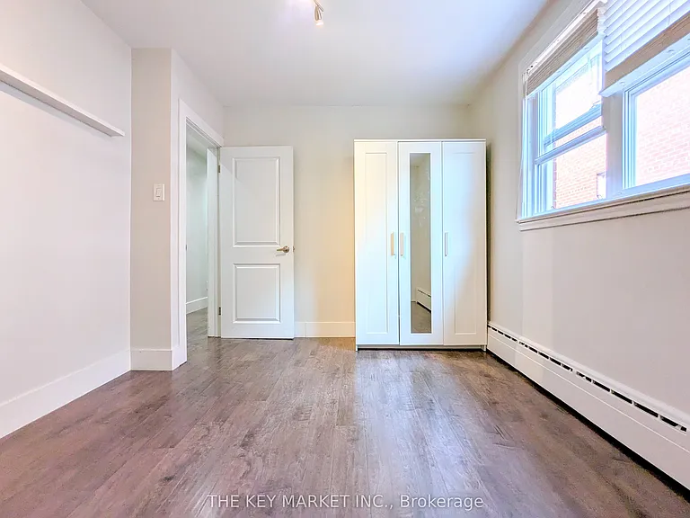 211 Saint Clements Ave #2 — Photo 24
