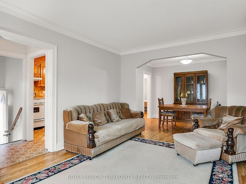 2nd image of 8530 Grand Knolls Dr