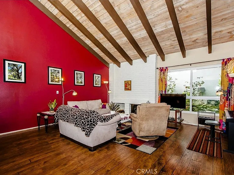 24 Cypress Tree Ln — Photo 14