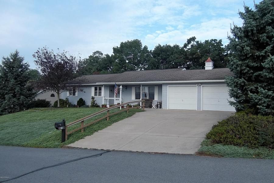 1st image of 705 Vista Heights Dr