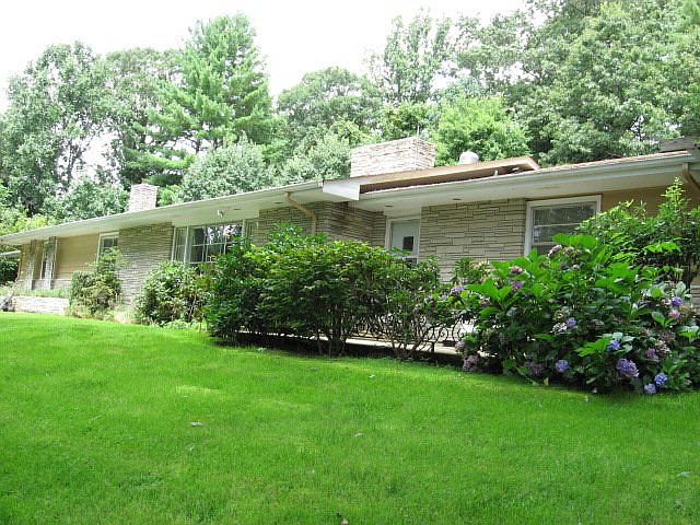 1st image of 28 House 2 Ln