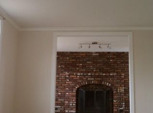 29 Center St FLOOR 2, Vernon Rockville, CT 06066