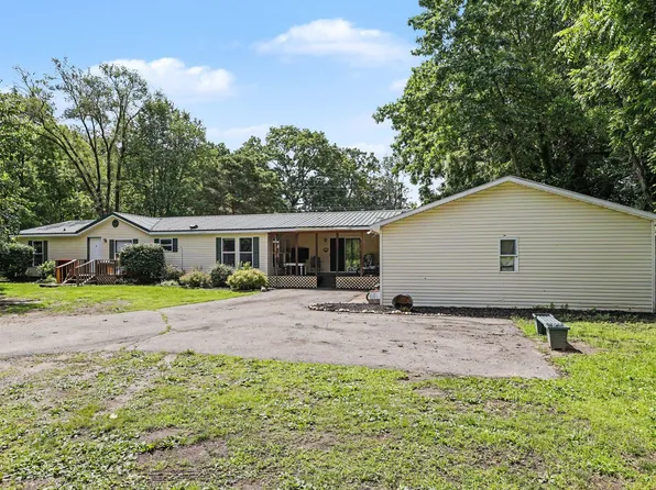 619 Marsh Rd, Plainwell, MI 49080