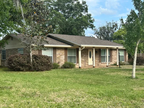 2724 Lexington Dr, Orange Park, FL 32073