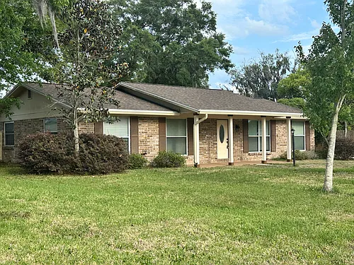 2724 Lexington Dr Photo 1