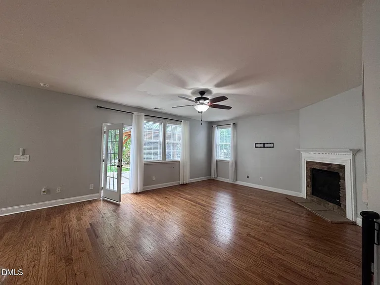 404 Byrams Ford Dr — Photo 35