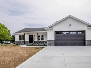 3 Chestnut St, Marshallville, OH 44645
