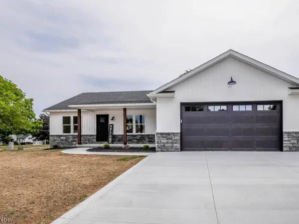 3 Chestnut St, Marshallville, OH 44645