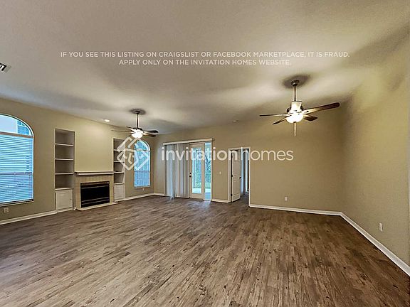 3rd image of 805 Suntree Woods Dr