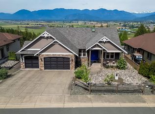 7319 Mount Thurston Dr, Chilliwack, BC V4Z 0A3