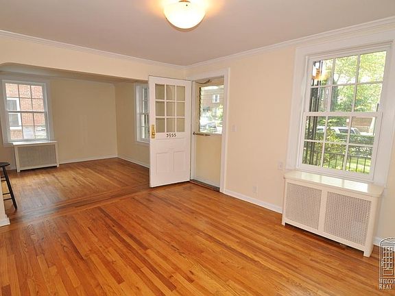2nd image of 3955 44th St #1