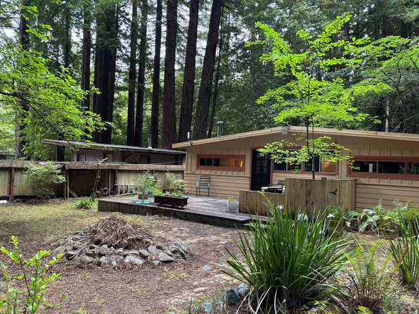 801 Riverside Park Rd #39, Carlotta, CA 95528