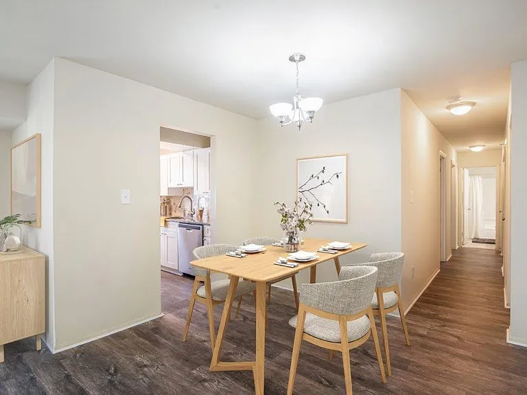 Ross Ridge Apartment Homes — Photo 8