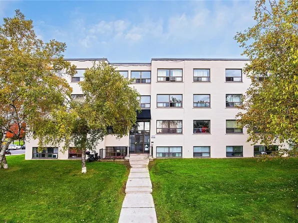 40 Craigton Dr, Toronto, ON M1L 2N7