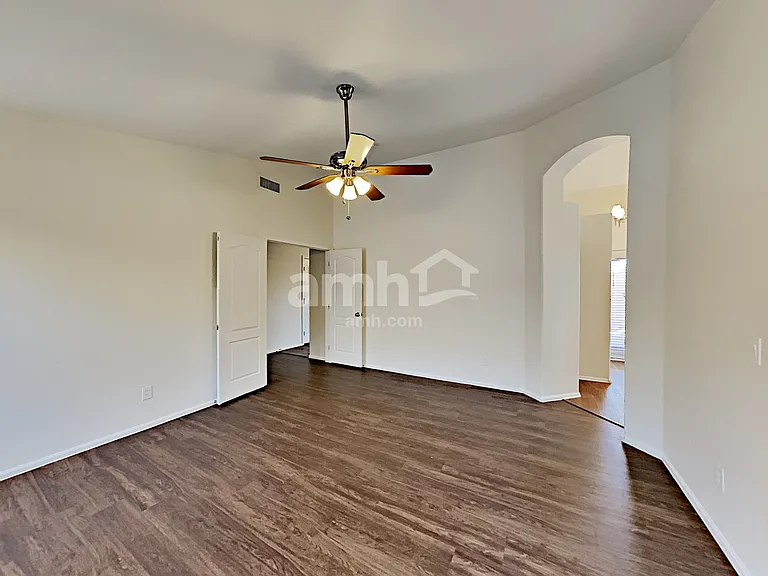 10262 W Patrick Ln — Photo 17