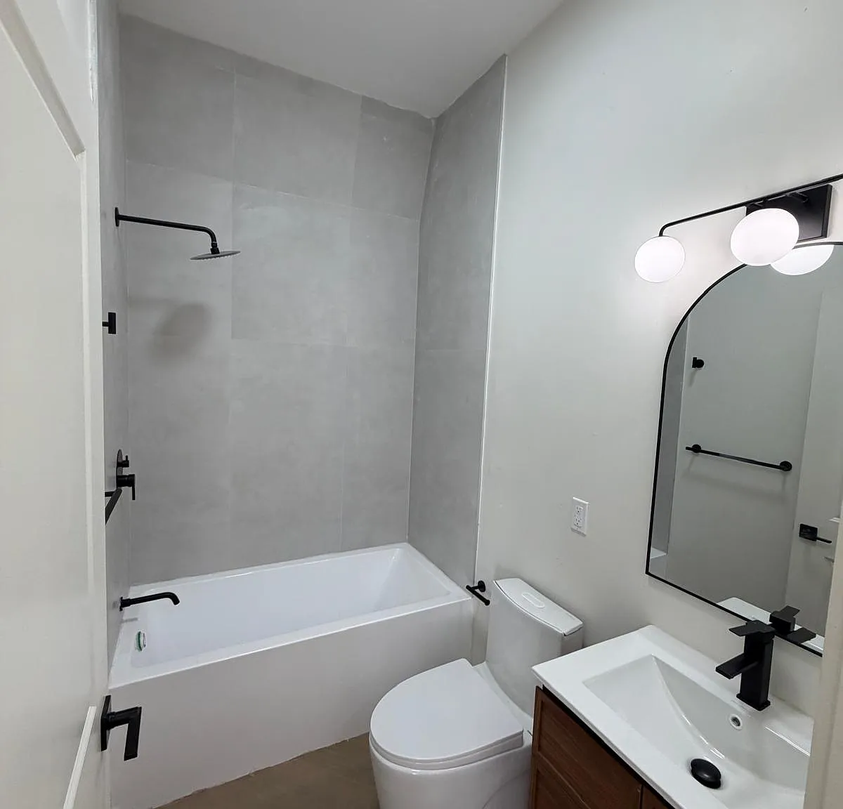 1 bed, $1,650 — Photo 2