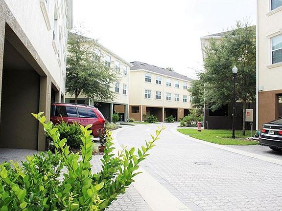 3rd image of 10144 Arbor Run Dr Unit 119