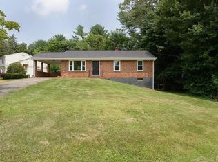 1400 Ashbourne Dr, Lynchburg, VA 24501
