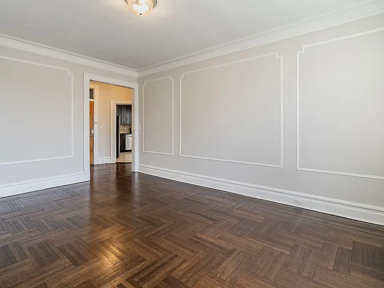 11 Park Place Apartments — Photo 3