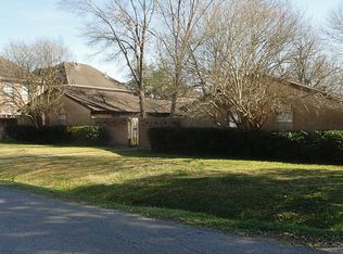 5821 Dolores St, Houston, TX 77057