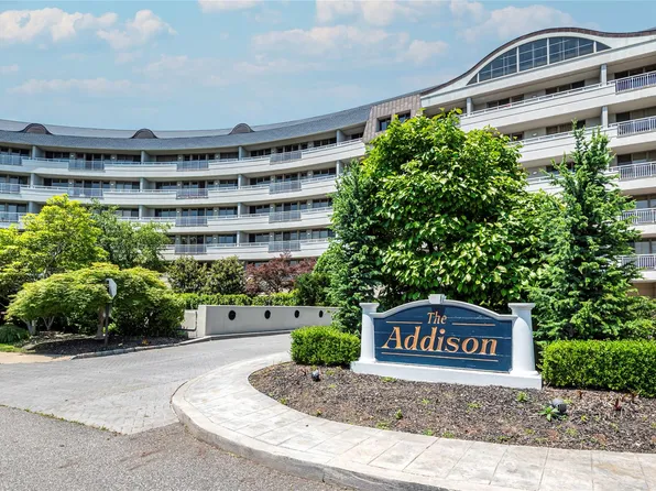 100 Harbor View Drive #607, Port Washington, NY 11050