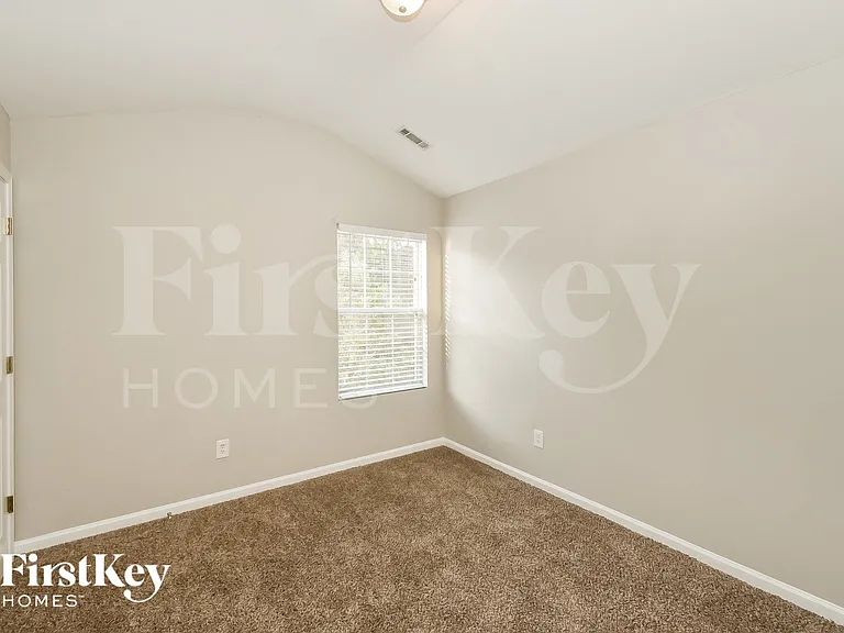 7660 Village Loop — Photo 11