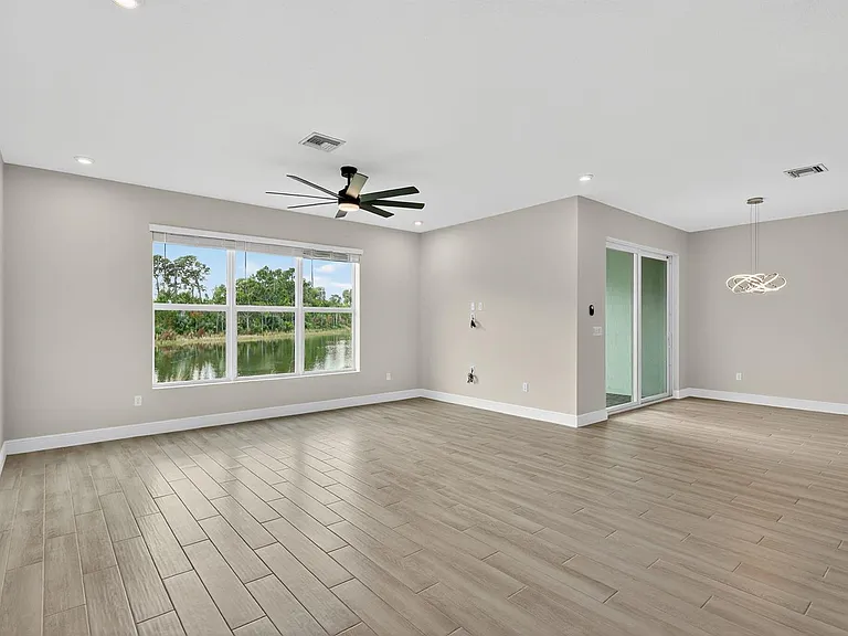 3552 NW Solange Ct — Photo 10