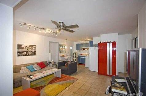 2nd image of 214 Calle Miramar APT 3