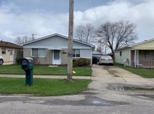 14277 Buck St, Taylor, MI 48180