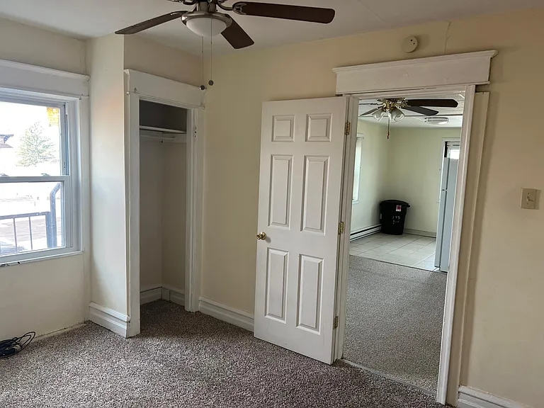 173 W Tilghman St #3 — Photo 1