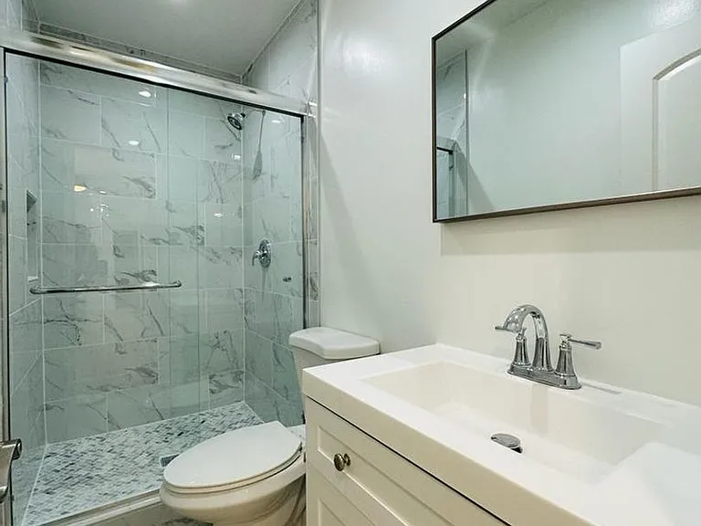 4021 Stevely Ave — Photo 18