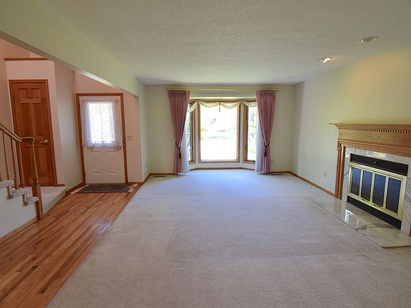 4th image of 6124 Pinewood Dr