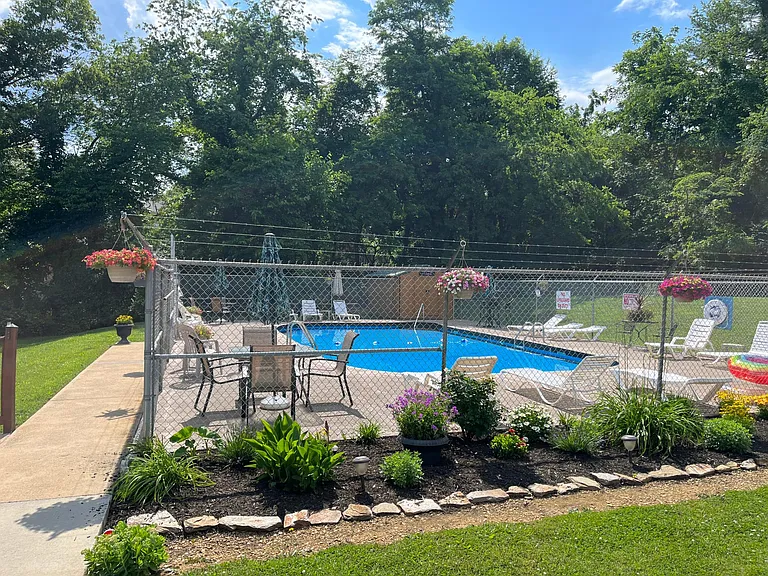 1031 Sunvalley Cir #1031 — Photo 22