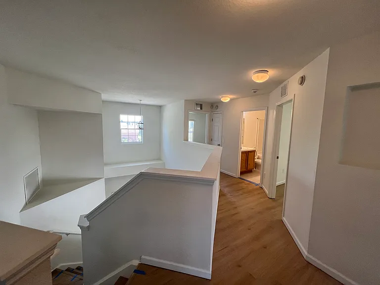 4146 SW 51st Ter — Photo 17